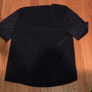 Lulu Lemon Mens T-Shirt Size M